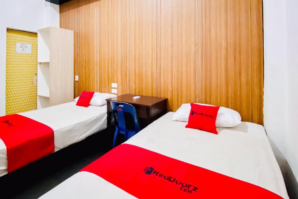 RedDoorz Syariah at Sipayung Homestay - Habitación Doble Estándar
