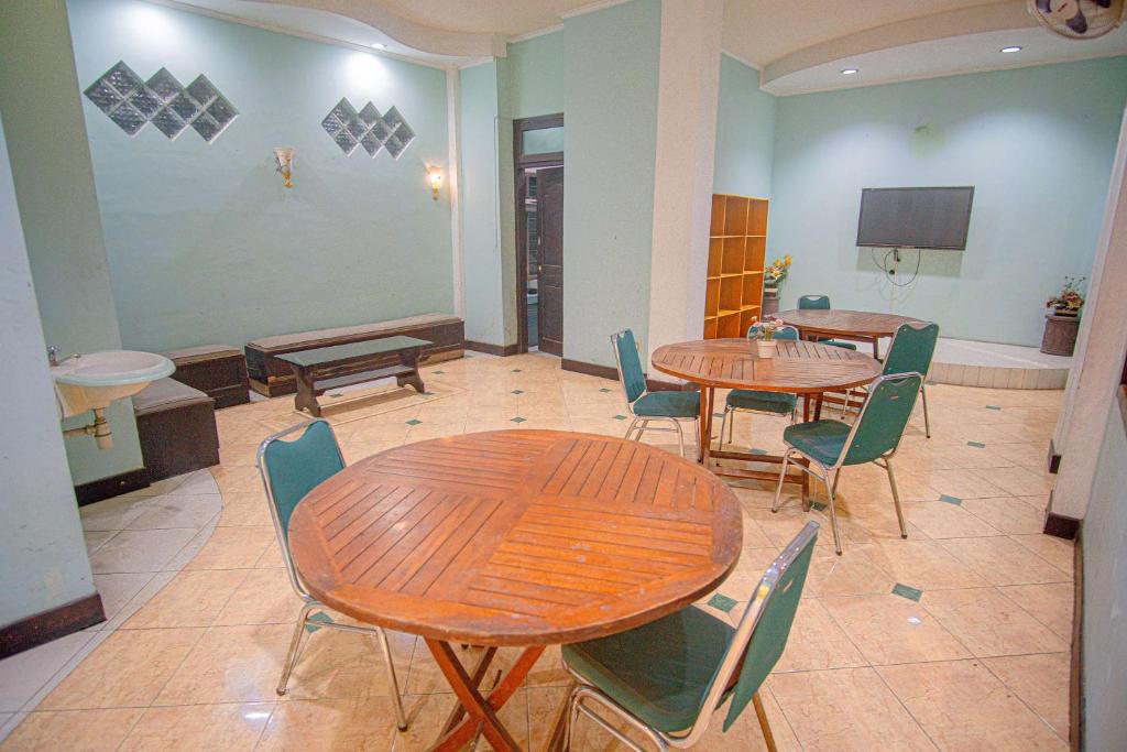 TV o dispositivi per l'intrattenimento presso Hotel Permata Malioboro