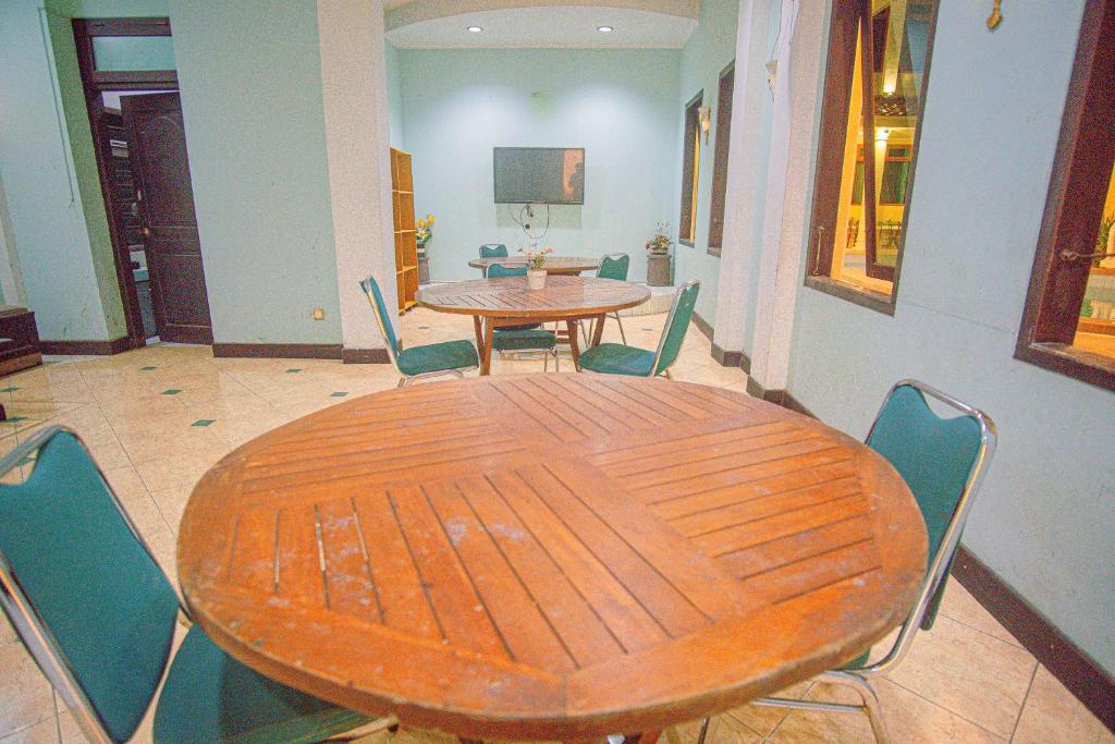 TV o dispositivi per l'intrattenimento presso Hotel Permata Malioboro