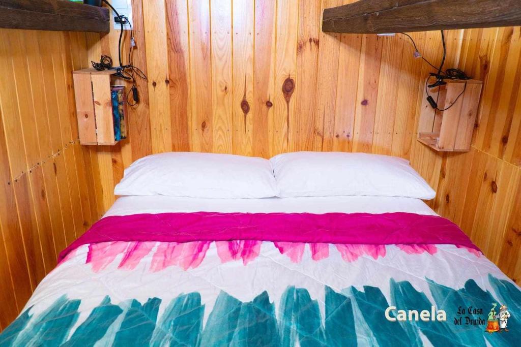 Posteľ alebo postele v izbe v ubytovaní La Casa del Druida
