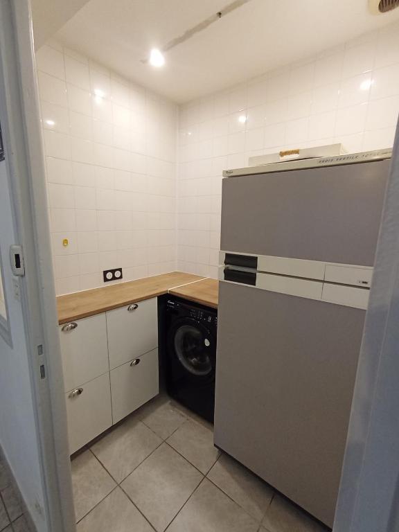 Kuchyň nebo kuchyňský kout v ubytování Gîte la Taniere Le jersey
