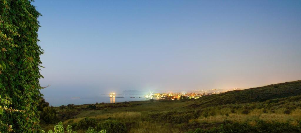 Sea View Hotel & Apartments - 14