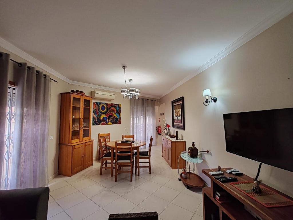 1B Varandas Vila- Casas & Papeis