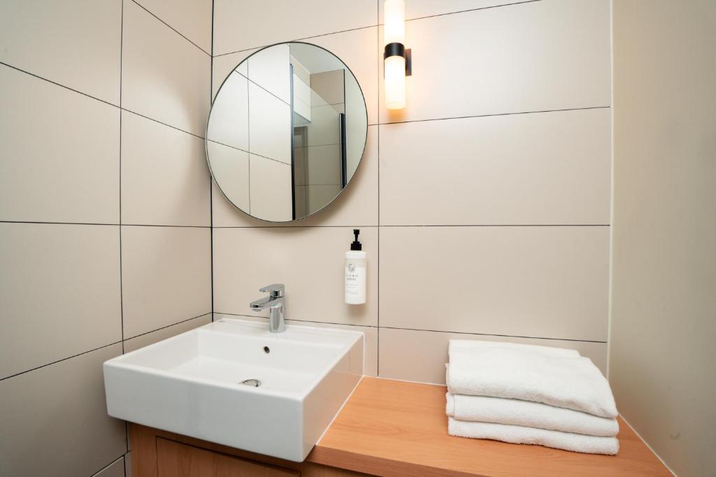 easyHotel Nice Old Town - Resim 20