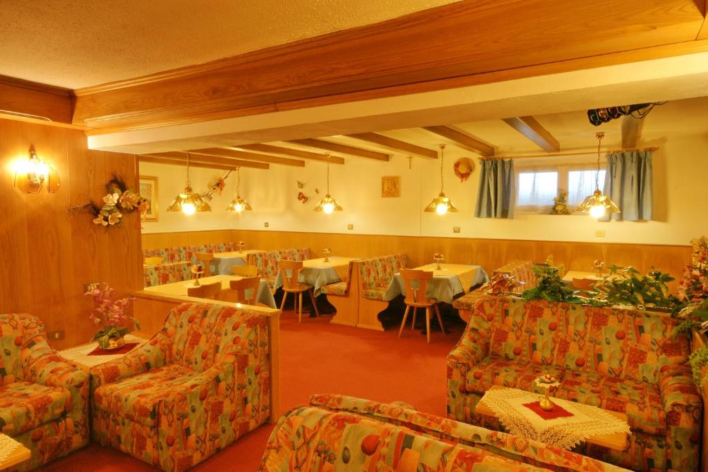 Posezení v ubytování Hotel Villa Cima Undici