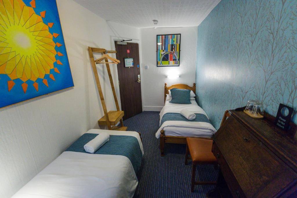 St Athans Hotel - Resim 33