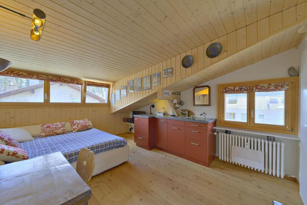 Et sittehjørne på Attic Chesa Charots - Celerina