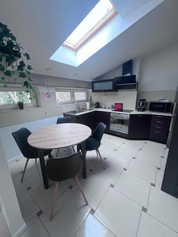 Apartamenty Pokoje Willa Bielany - 18