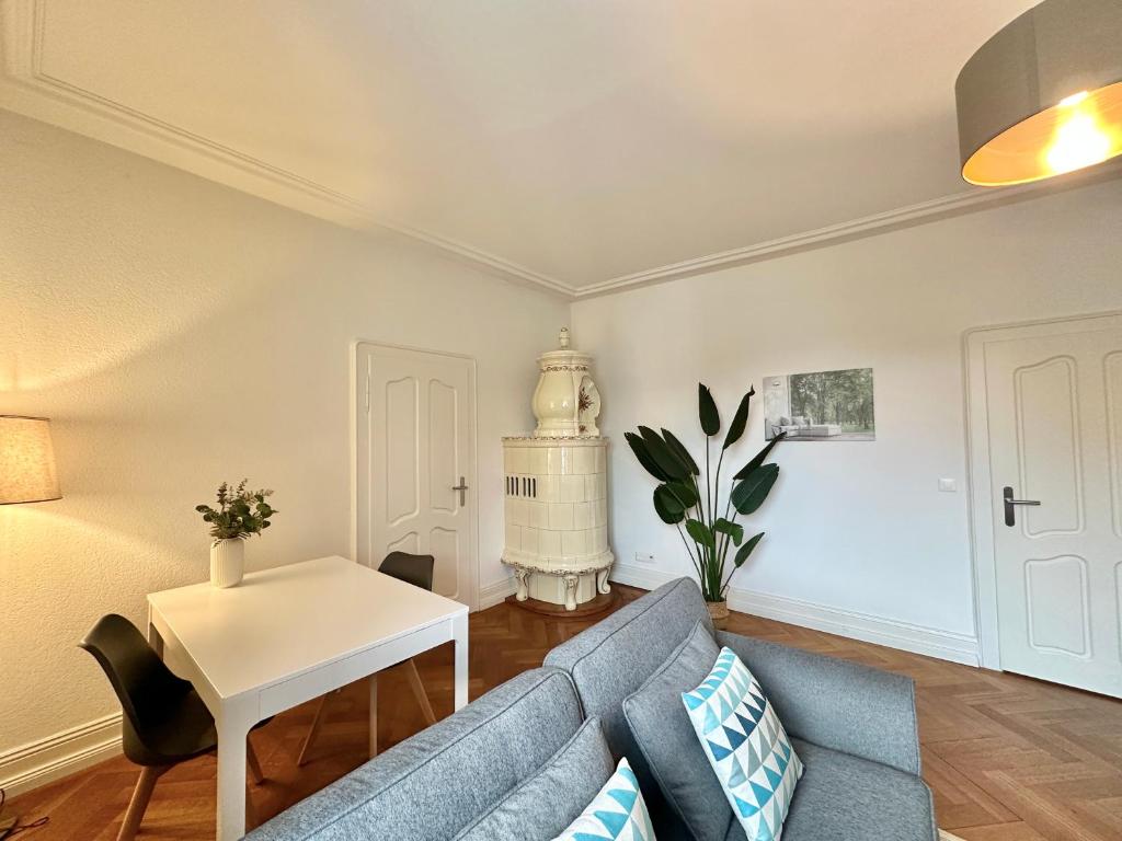 Posezení v ubytování Business Apartment ZIMMERzuVERMIETEN in Solothurn