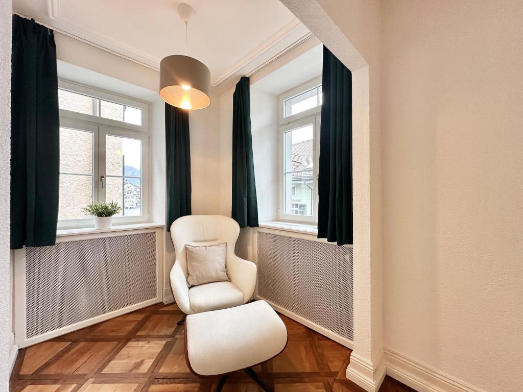 Posezení v ubytování Business Apartment ZIMMERzuVERMIETEN in Solothurn
