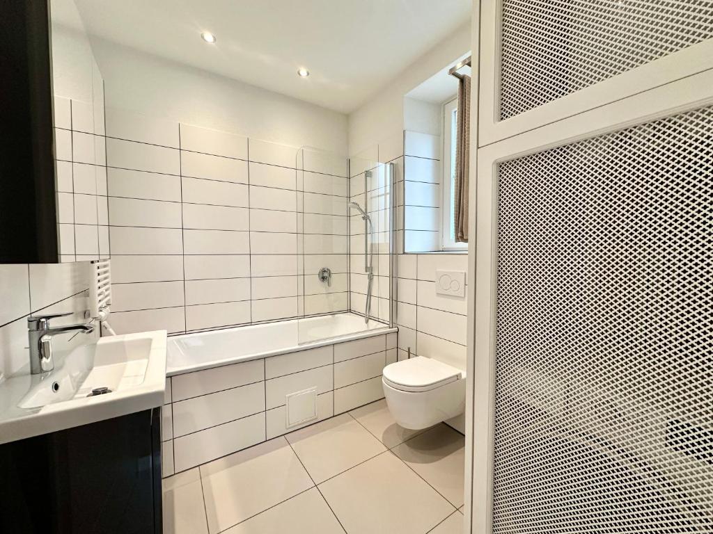 Koupelna v ubytování Business Apartment ZIMMERzuVERMIETEN in Solothurn