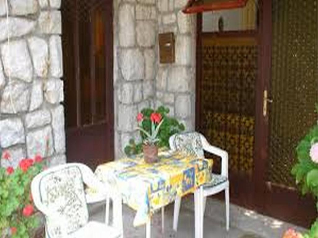 Apartments Nives