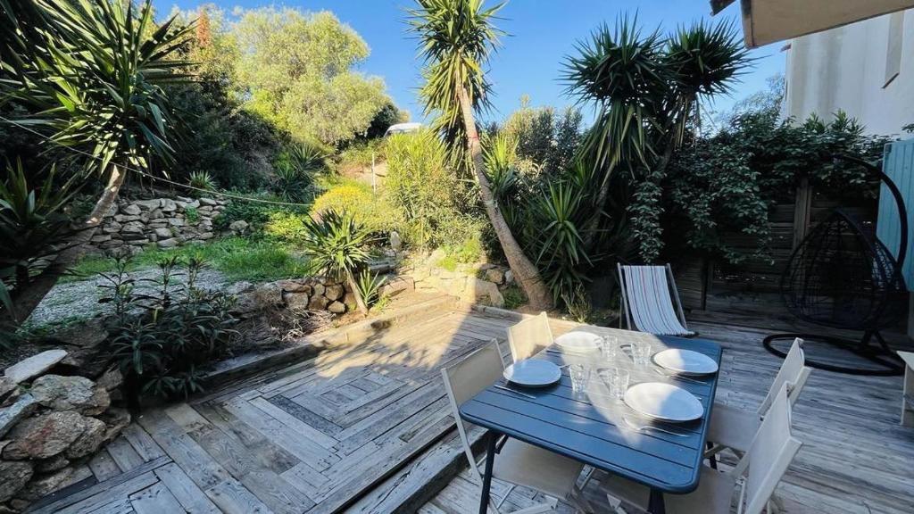 Zahrada ubytování Appartement Cala Di Mare L'ILE ROUSSE