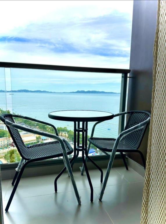 Copacabana Beach Jomtien - Resim 1
