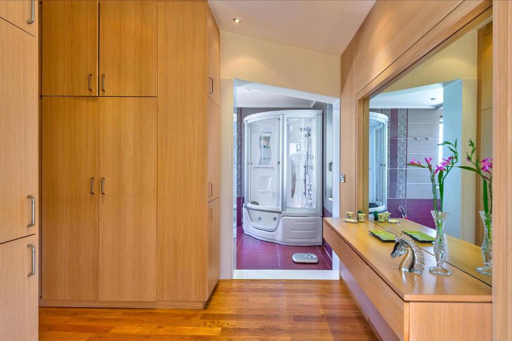 A bathroom at Villa Anastasia - Private Pool & Panoramic Views