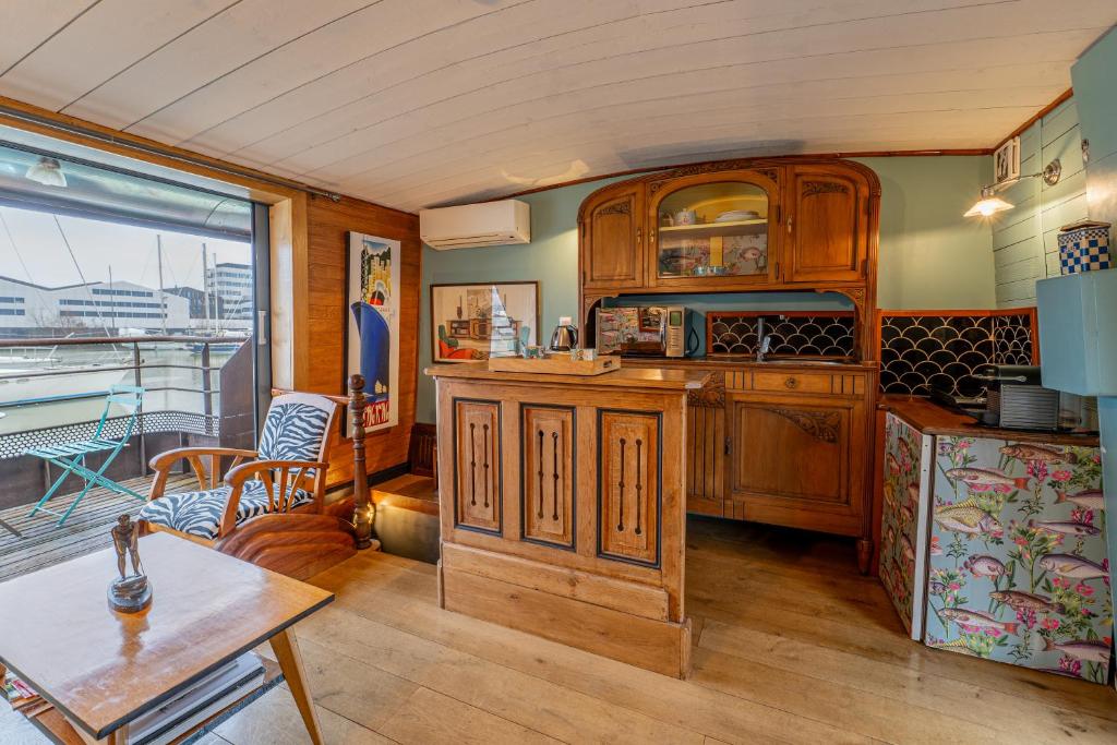 Superbe Péniche En Centre Ville - 19