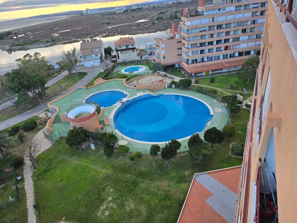Studio Vue canal Piscine Terrasse