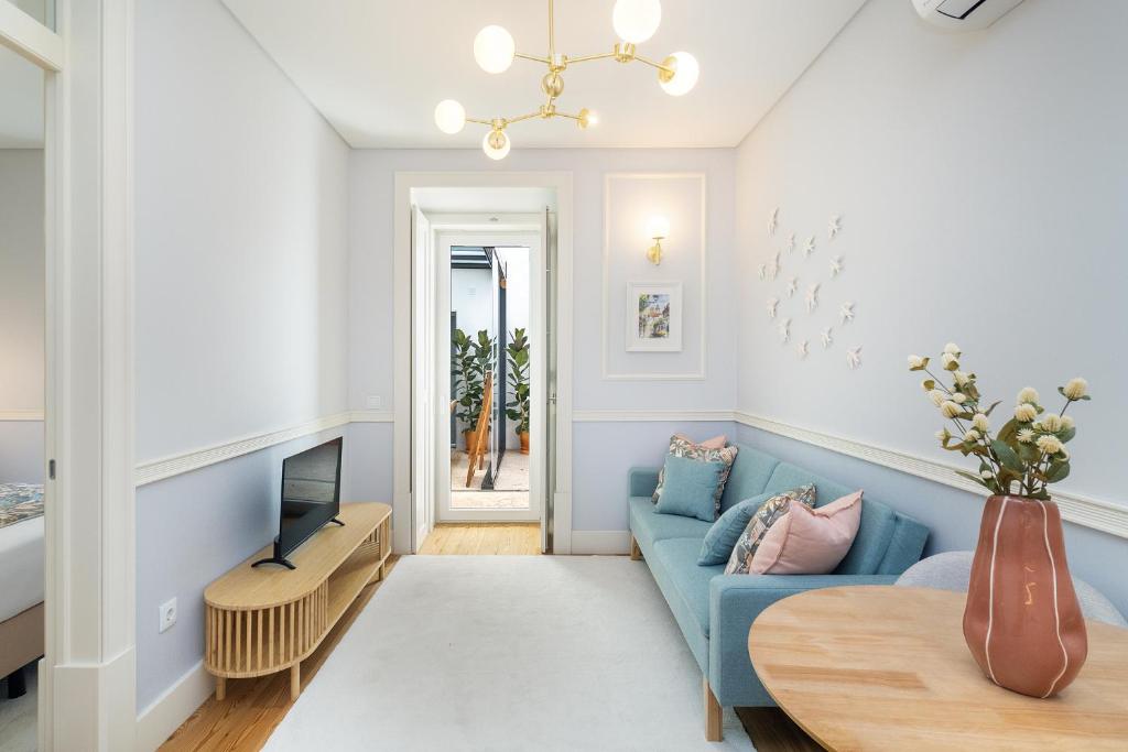 Chiado Charming Apartments - 4