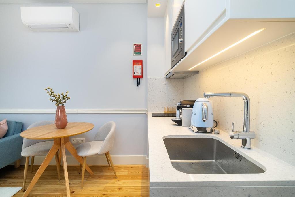 Chiado Charming Apartments - 5