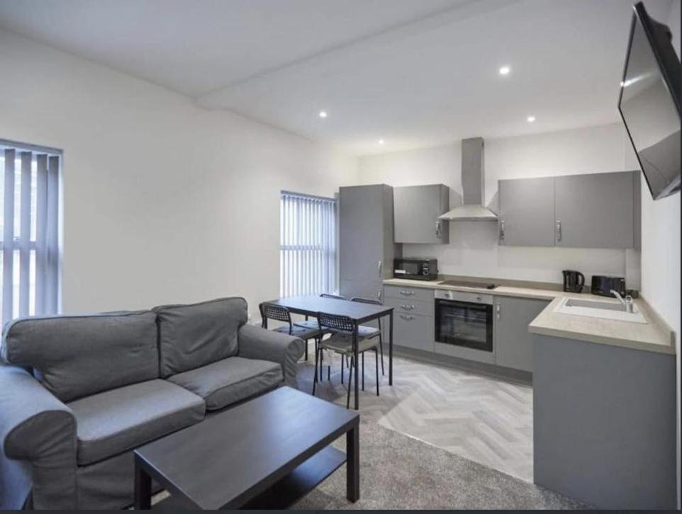 Kuchyň nebo kuchyňský kout v ubytování Zetland House Apartment 5 Loftus