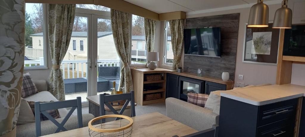 TV/trung tâm giải trí tại Chill Out at Seton Sands