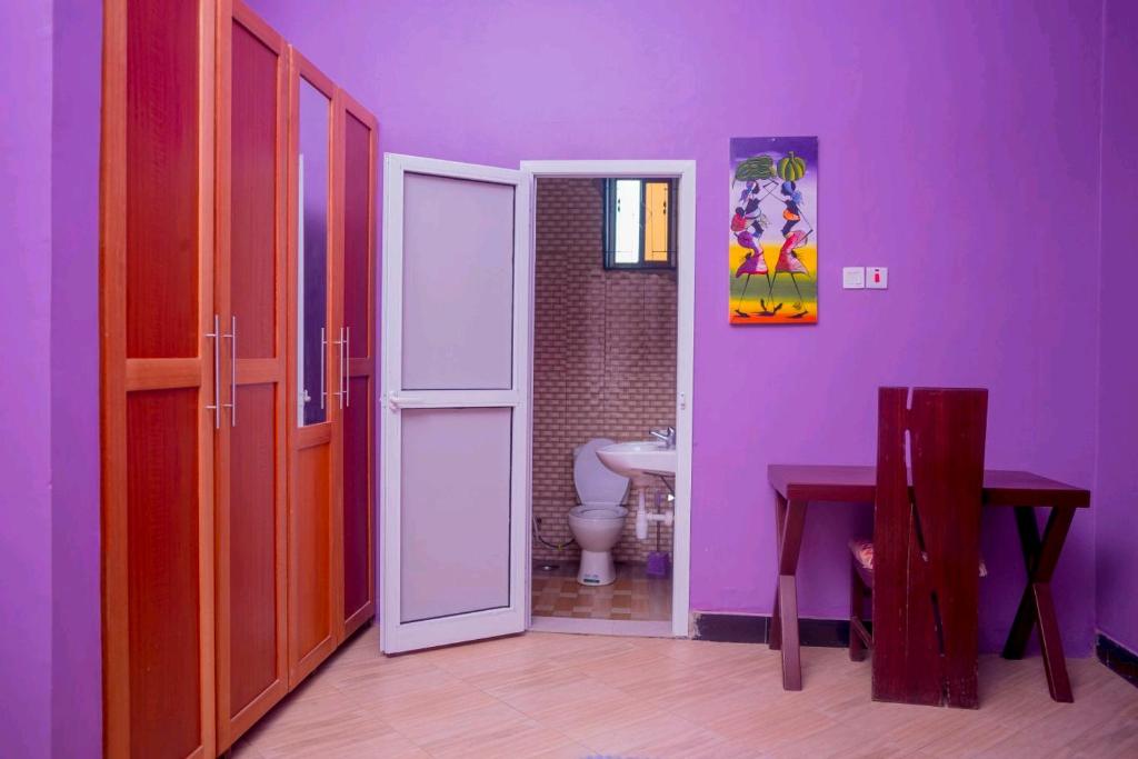 Fotografie z fotogalerie ubytování Lasts minute lodge v destinaci Boma la Ngombe