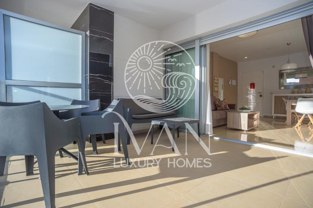 Posedenie v ubytovaní Casa Salzburg Ivan Luxury Homes 5ªPlta Sur 1ªLínea
