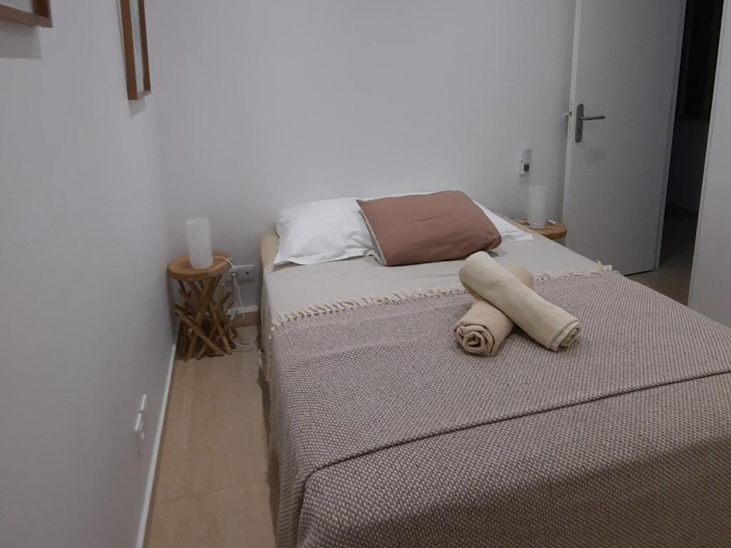 Postel nebo postele na pokoji v ubytování Superbe 2 chambres avec piscine
