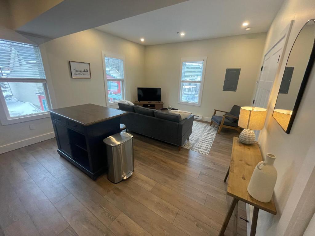 The Innwoods - One Bedroom Apartment - Apartamento De Un Dormitorio