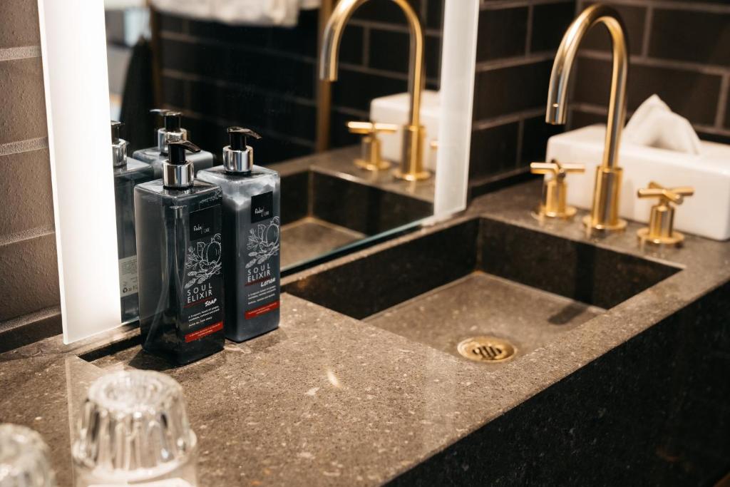 Ruby Emma Hotel Amsterdam - Resim 31