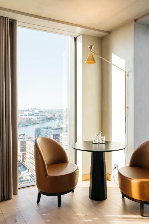 Χώρος καθιστικού στο Ruby Emma Hotel Amsterdam