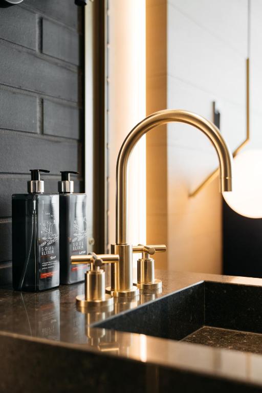 Ruby Emma Hotel Amsterdam - Resim 35