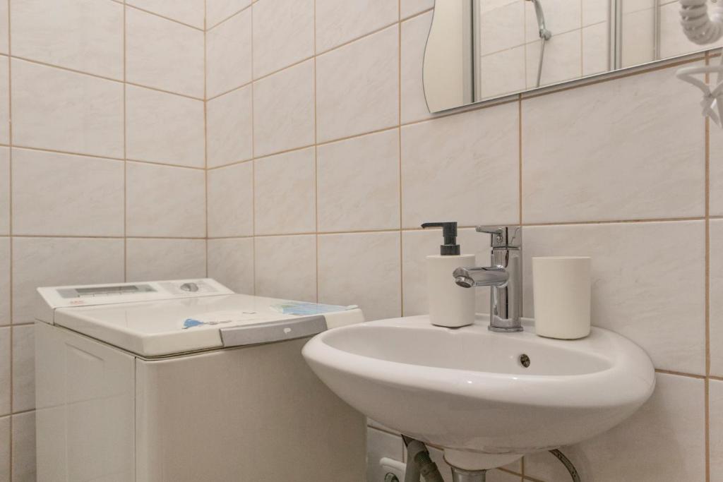 Kúpeľňa v ubytovaní Beautiful 2BR Apt. -Perfect for Longstays