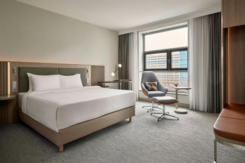 Courtyard by Marriott Berlin City Center - Resim 17