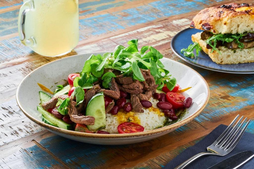 Courtyard by Marriott Berlin City Center - Resim 45