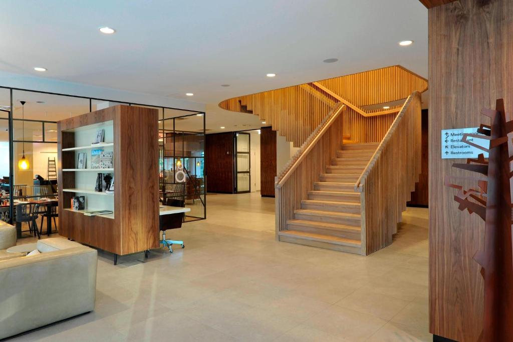 Courtyard by Marriott Amsterdam Arena Atlas - Resim 12