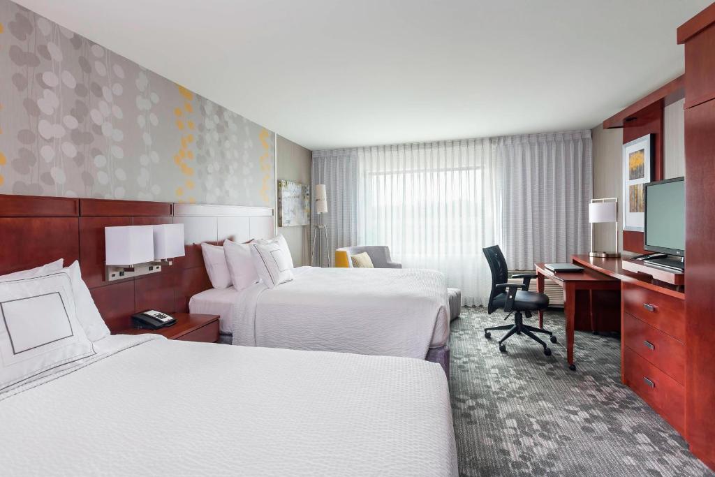 Courtyard by Marriott Kalamazoo Portage photo