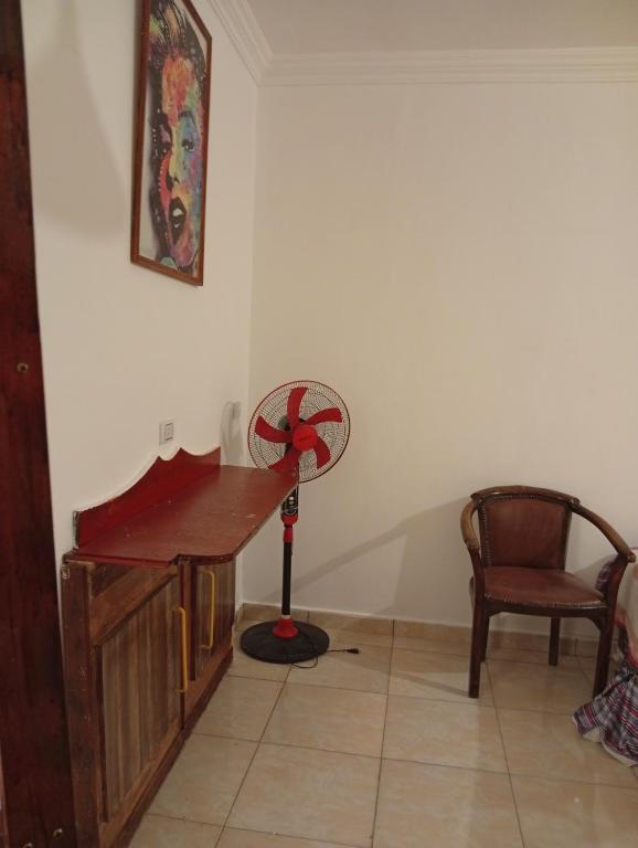 Fotografie z fotogalerie ubytování Downtown room near gym pool beach shops walking distance from all entertainment and shopping v destinaci Hurghada