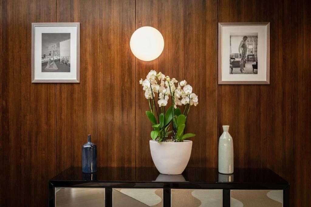 Hotel Ercilla de Bilbao, Autograph Collection - Resim 11