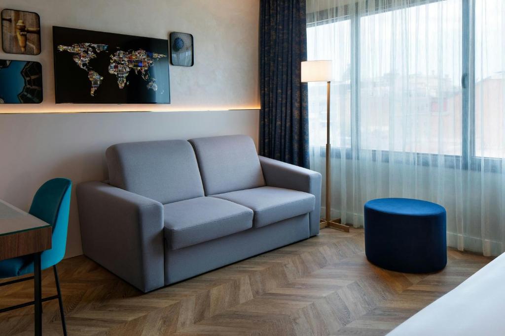 Posezení v ubytování Renaissance Barcelona Hotel