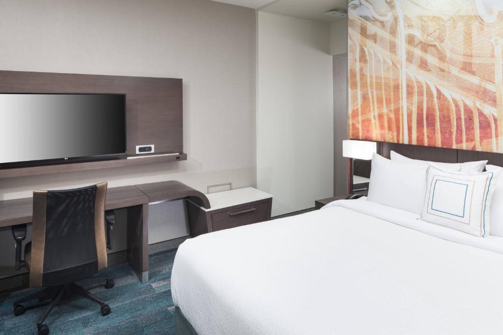 Courtyard by Marriott Fort Worth Historic Stockyards - King Kamer Met Bad - Toegang Voor Mobiliteit