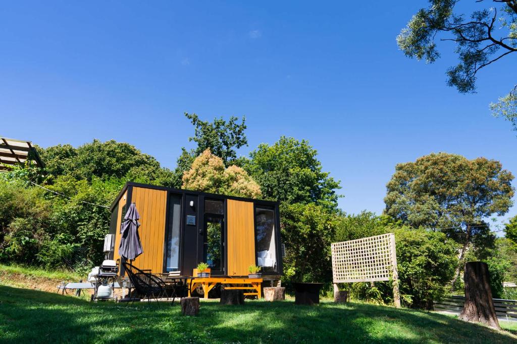 Zahrada ubytování Tiny Home in Warburton Victoria by Tiny Away