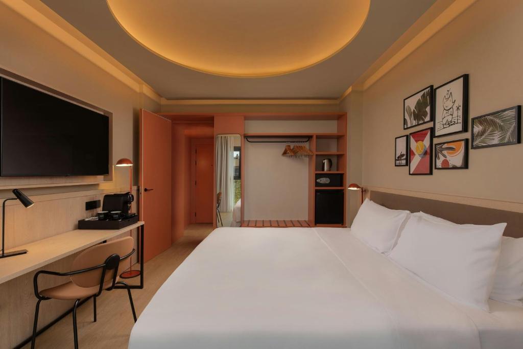 Four Points by Sheraton Barcelona Diagonal - Resim 34