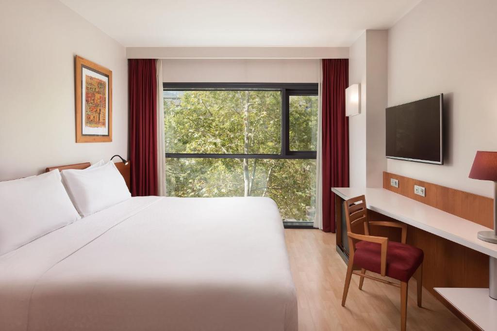 Four Points by Sheraton Barcelona Diagonal - Resim 29
