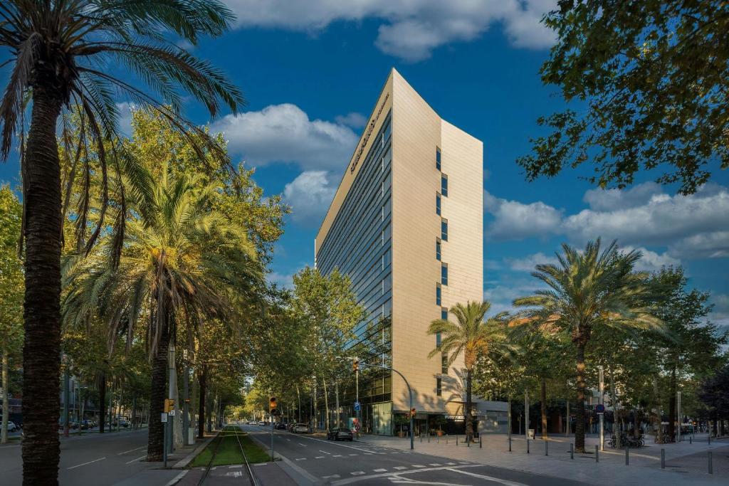 Four Points by Sheraton Barcelona Diagonal - Resim 1