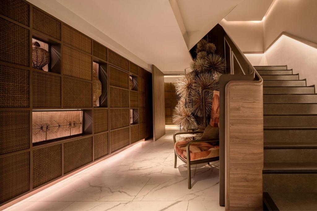 Madi Paidi Bangkok, Autograph Collection - Resim 28