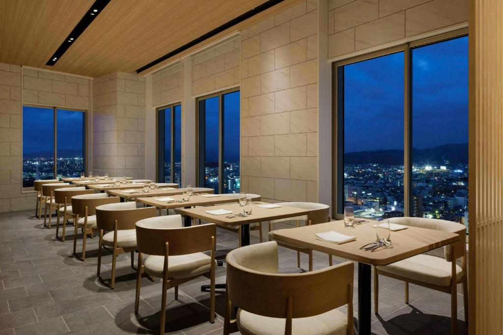 Restaurace v ubytování Courtyard by Marriott Fukui