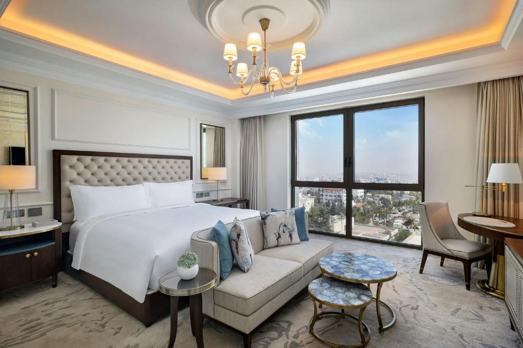 The Ritz-Carlton, Amman photo 3