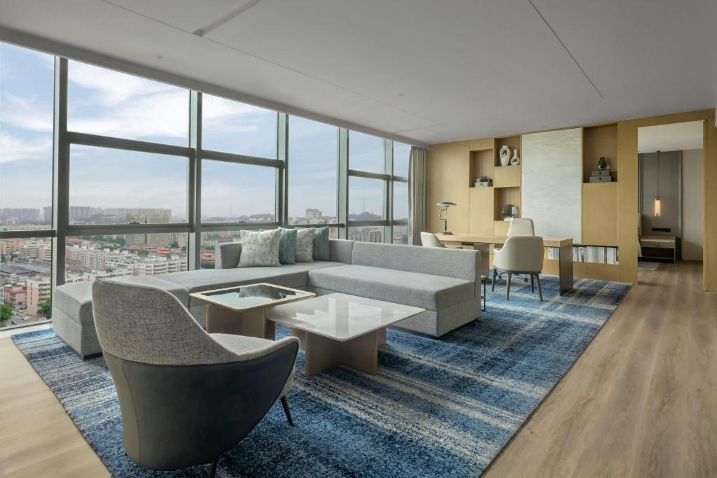 Posezení v ubytování Courtyard by Marriott Foshan Gaoming