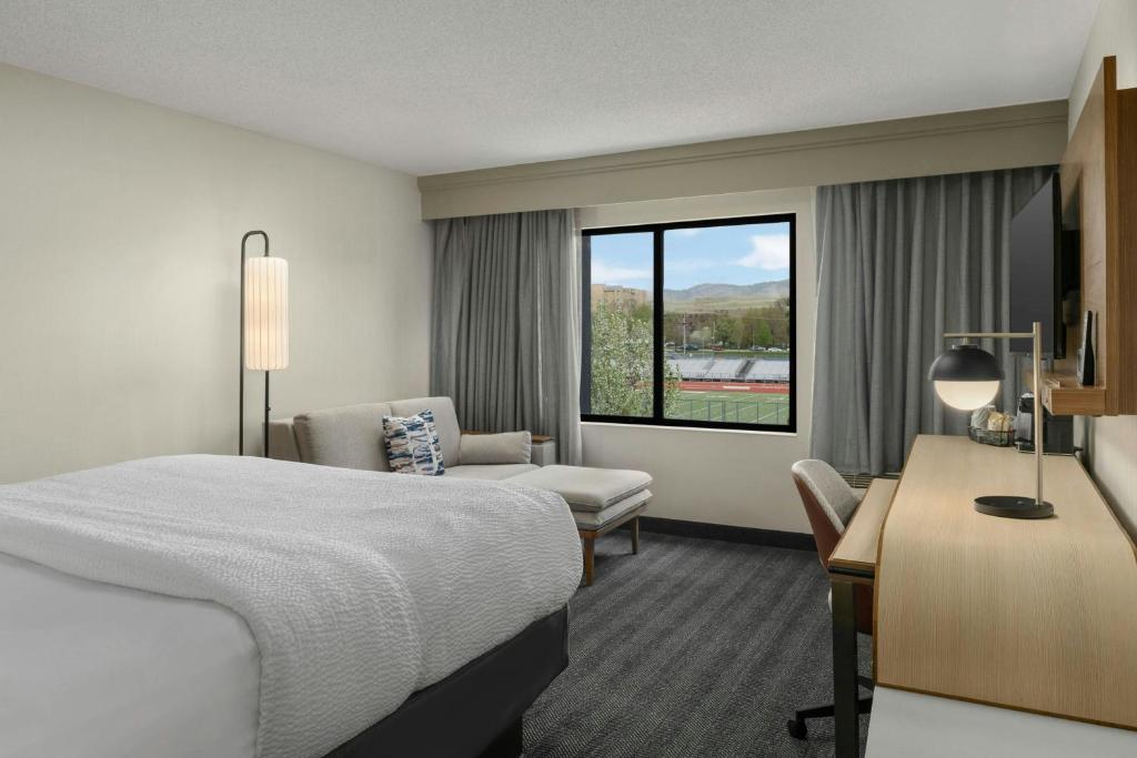 Courtyard by Marriott Boise Downtown photo
